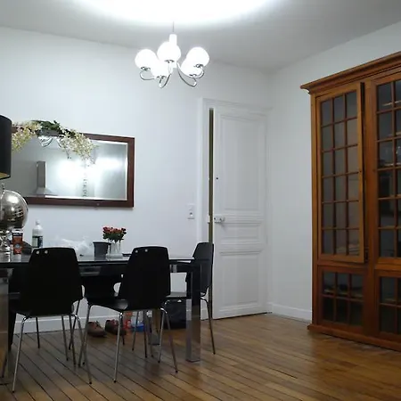 Le Copernic Apartment *